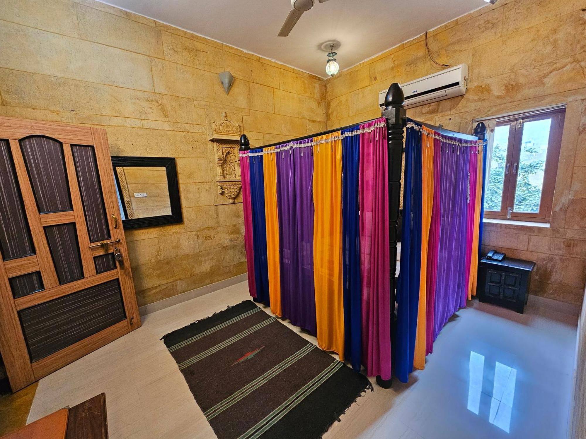 Hotel Royal Haveli Jaisalmer Exterior foto